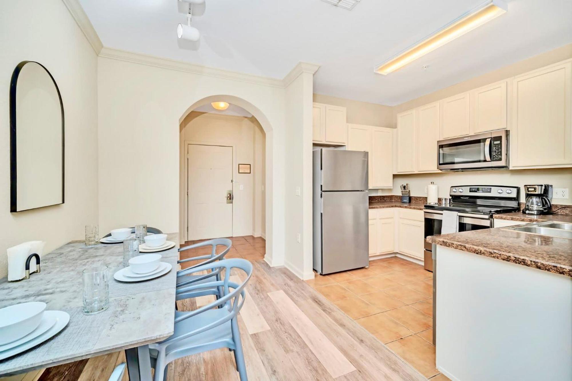 Bright 2Br Condo With Pool And Hot Tub - Near Disney! أورلاندو المظهر الخارجي الصورة